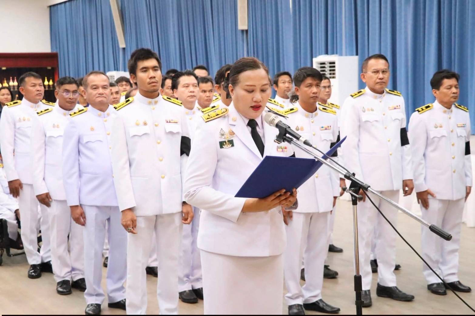 title - นางสาวอมรรัตน์ แขวงโสภา ปฏิรูปที่ดินจังหวัดพระนครศรีอยุธยา ปฏิบัติหน้าที่ในตำแหน่งผู้อำนวยการศูนย์ส่งเสริมและพัฒนาอาชีพเสริมนอกภาคการเกษตร(ศพส.) เป็นประธานในพิธีถวายสัตย์ปฏิญาณเพื่อเป็นข้าราชการที่ดีและพลังของแผ่นดิน เนื่องในโอกาสมหามงคลเฉลิมพระชนมพรรษา พระบาทสมเด็จพระปรเมนทรรามาธิบดีศรีสินทร มหาวชิราลงกรณ พระวชิรเกล้าเจ้าอยู่หัว 28 กรกฎาคม 2569